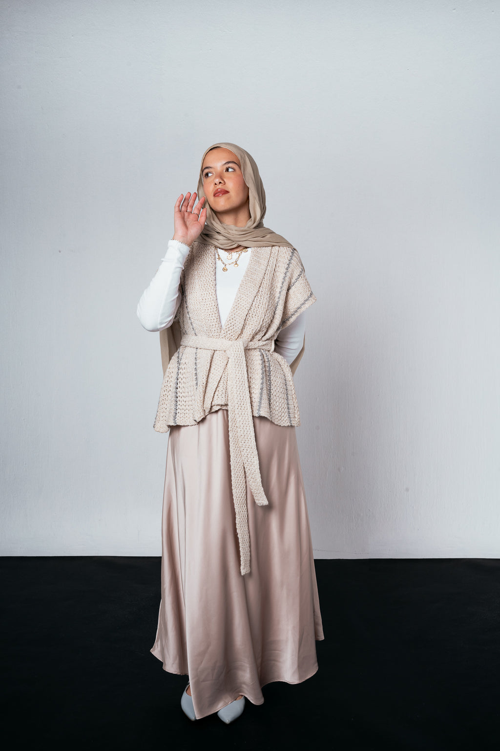 Silver Threads Knit Vest in Off white