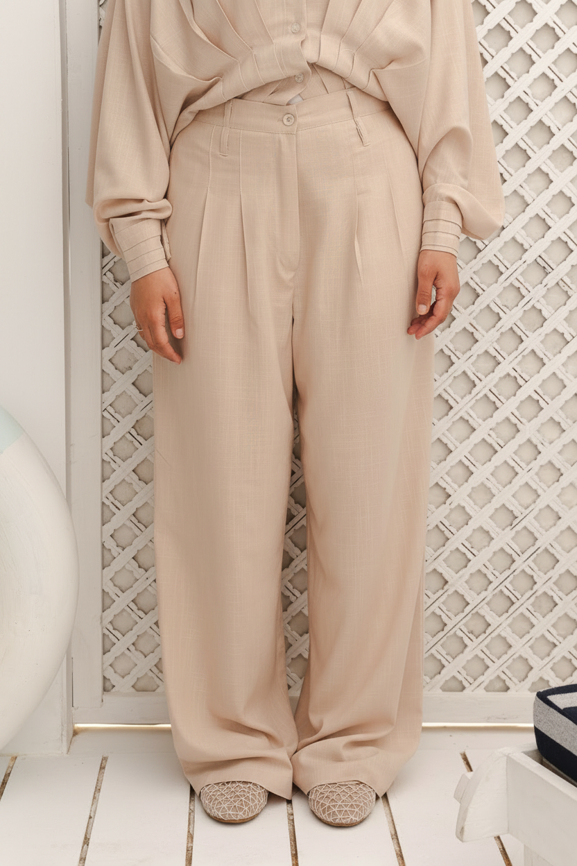 Light Walks Linen Pants in Beige
