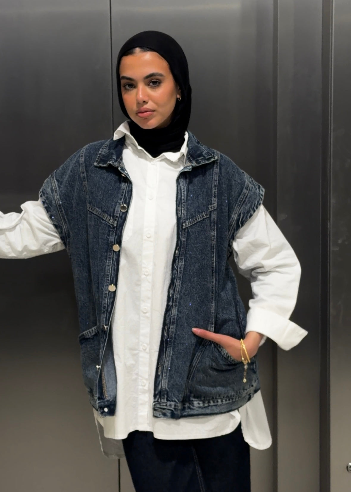 STUDDED Denim Vest in Dark blue