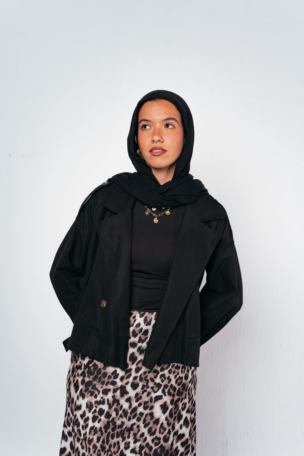 Cropped trench coat in Black