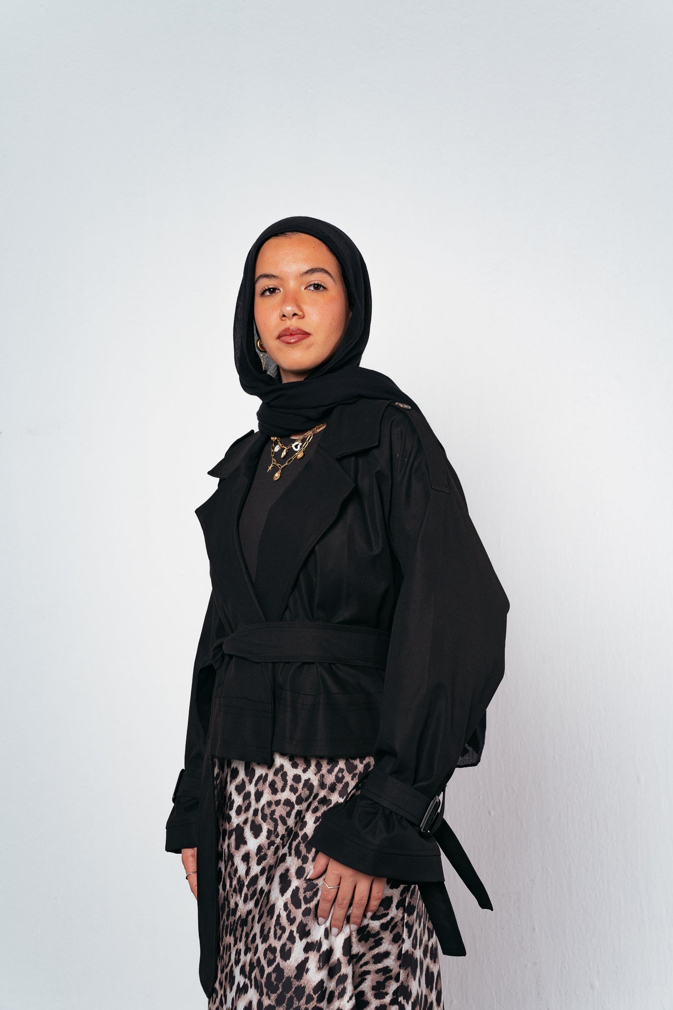 Cropped trench coat in Black