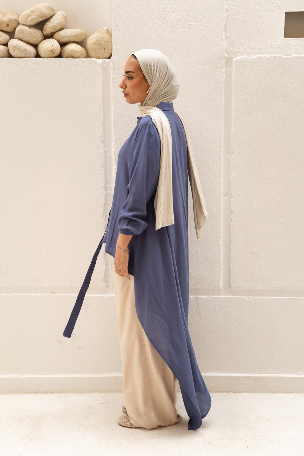 All Around Asymmetric Top in Blue