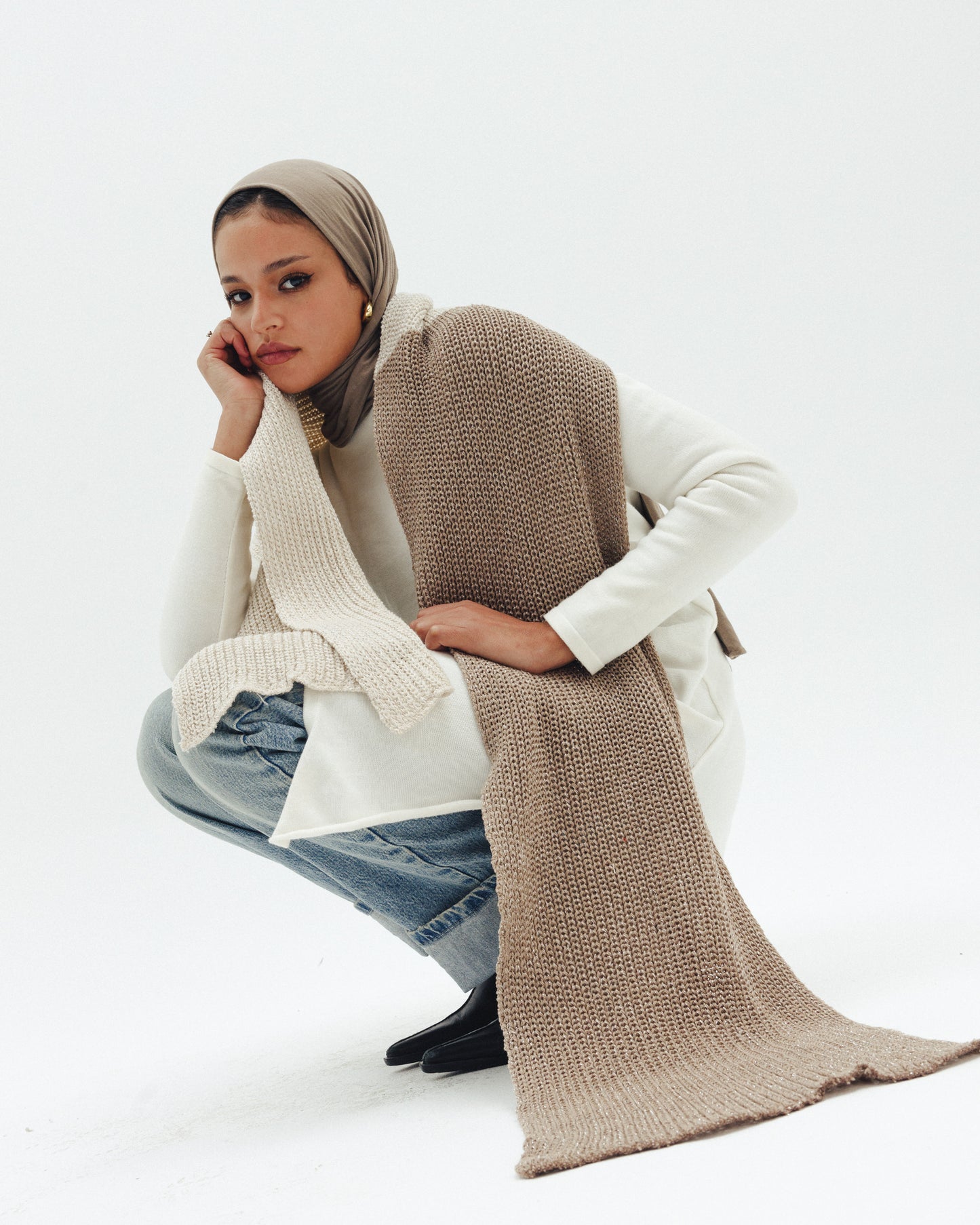 Shimmer Blend Knit Scarf in Cafe x Beige