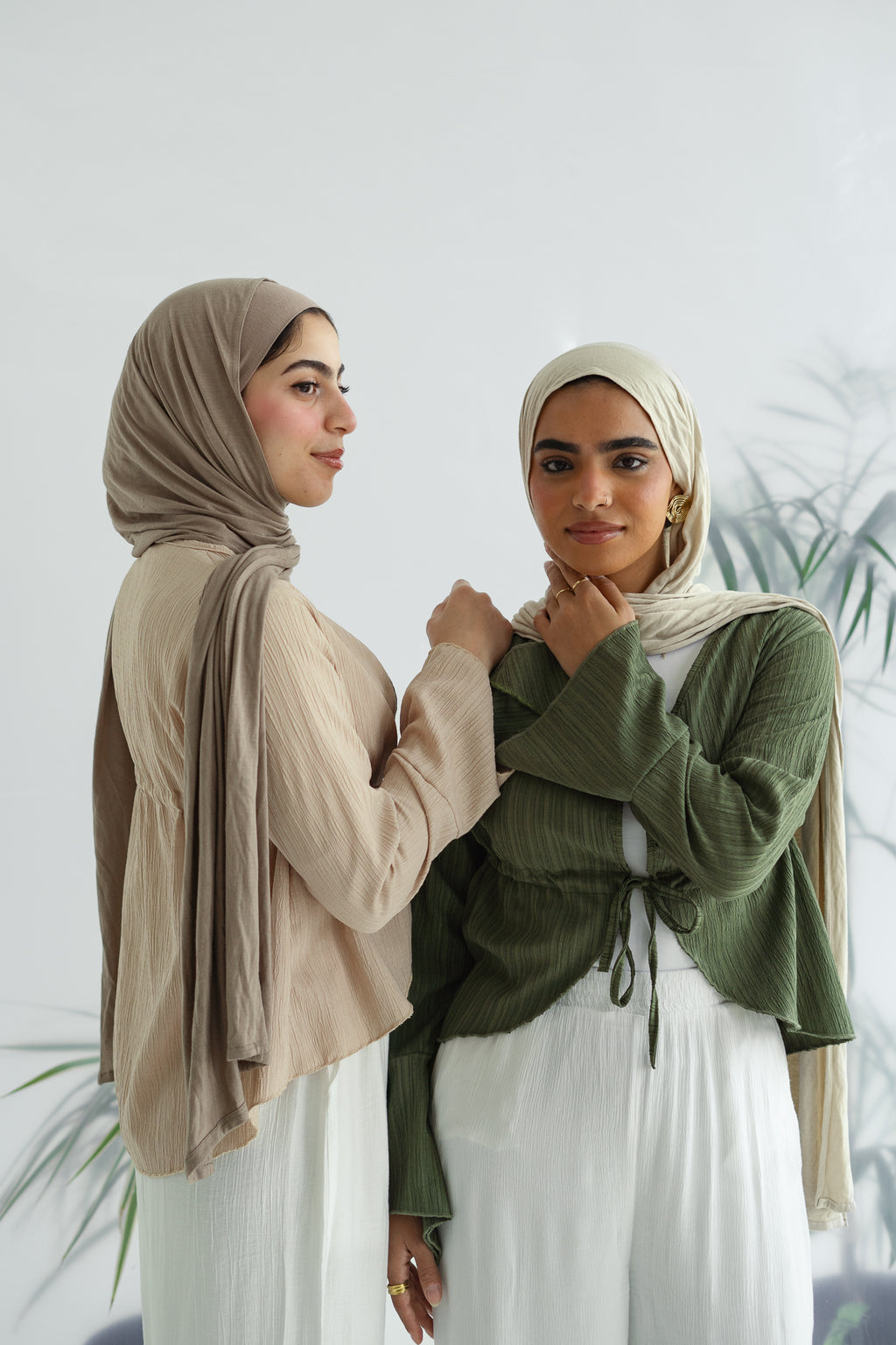 Short celine top in olive