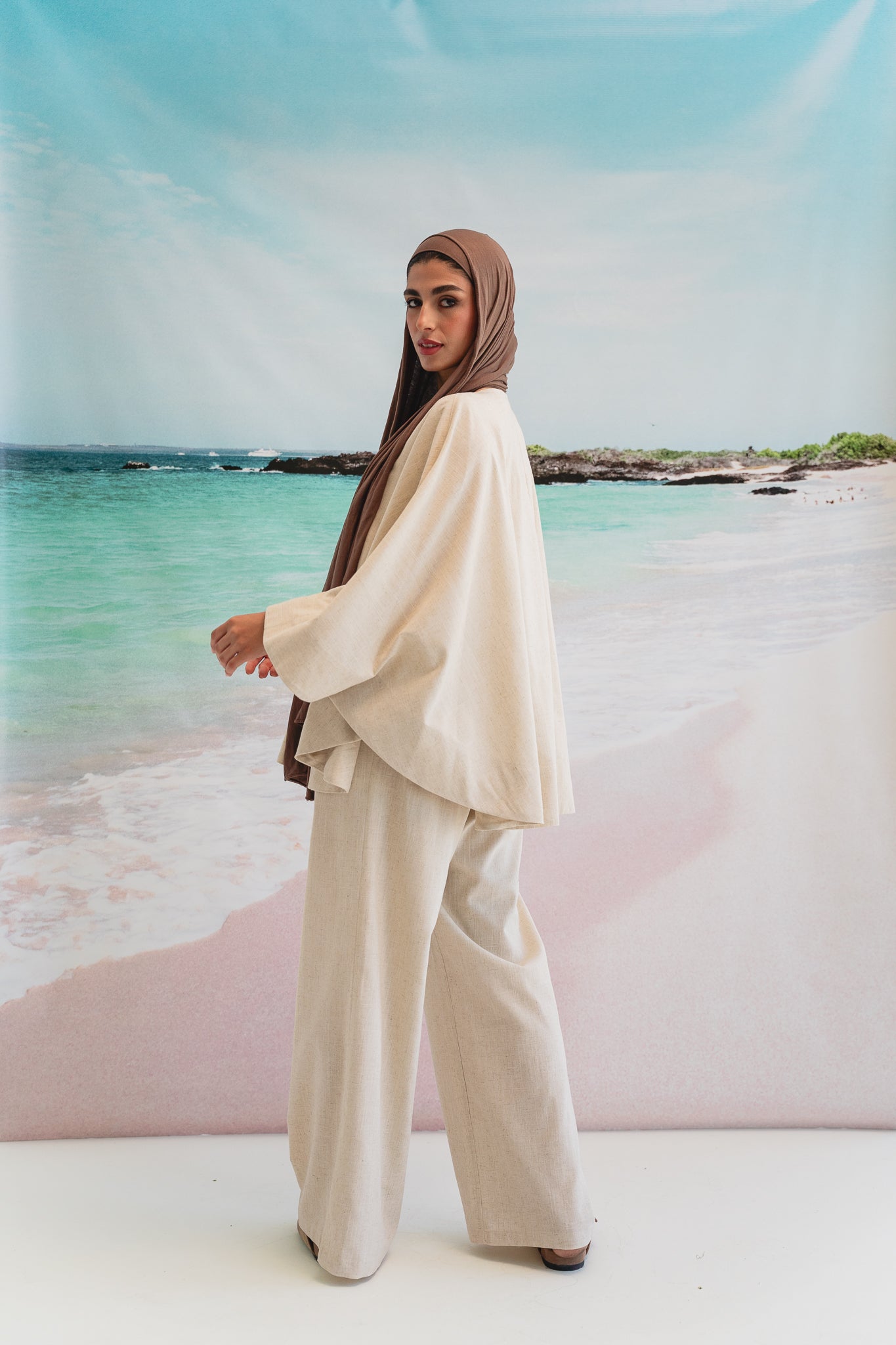 Golden Sands set in Beige