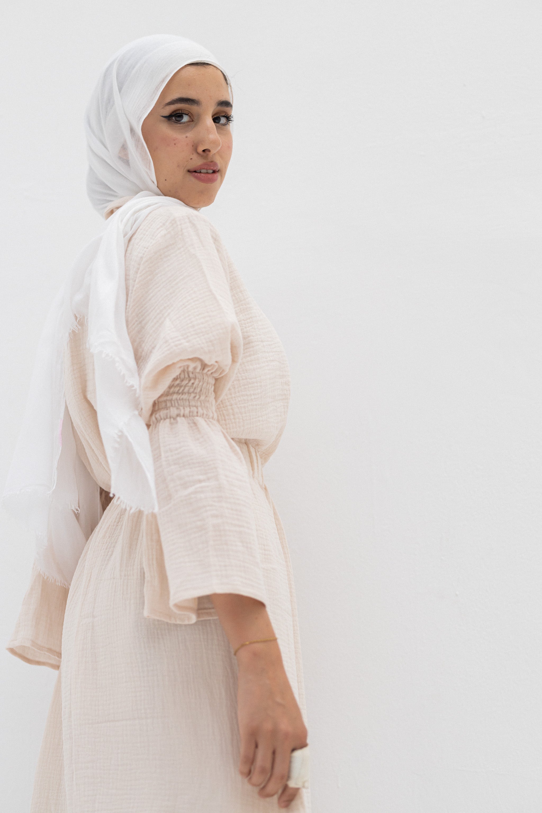 Diana dress in Beige