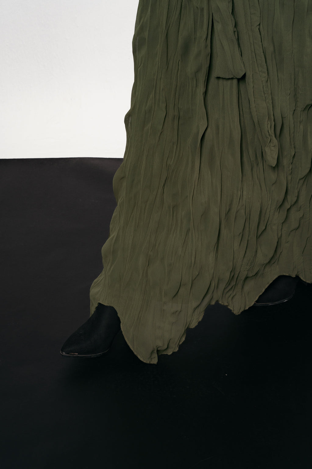 Nazly Crushed Dress in Olive