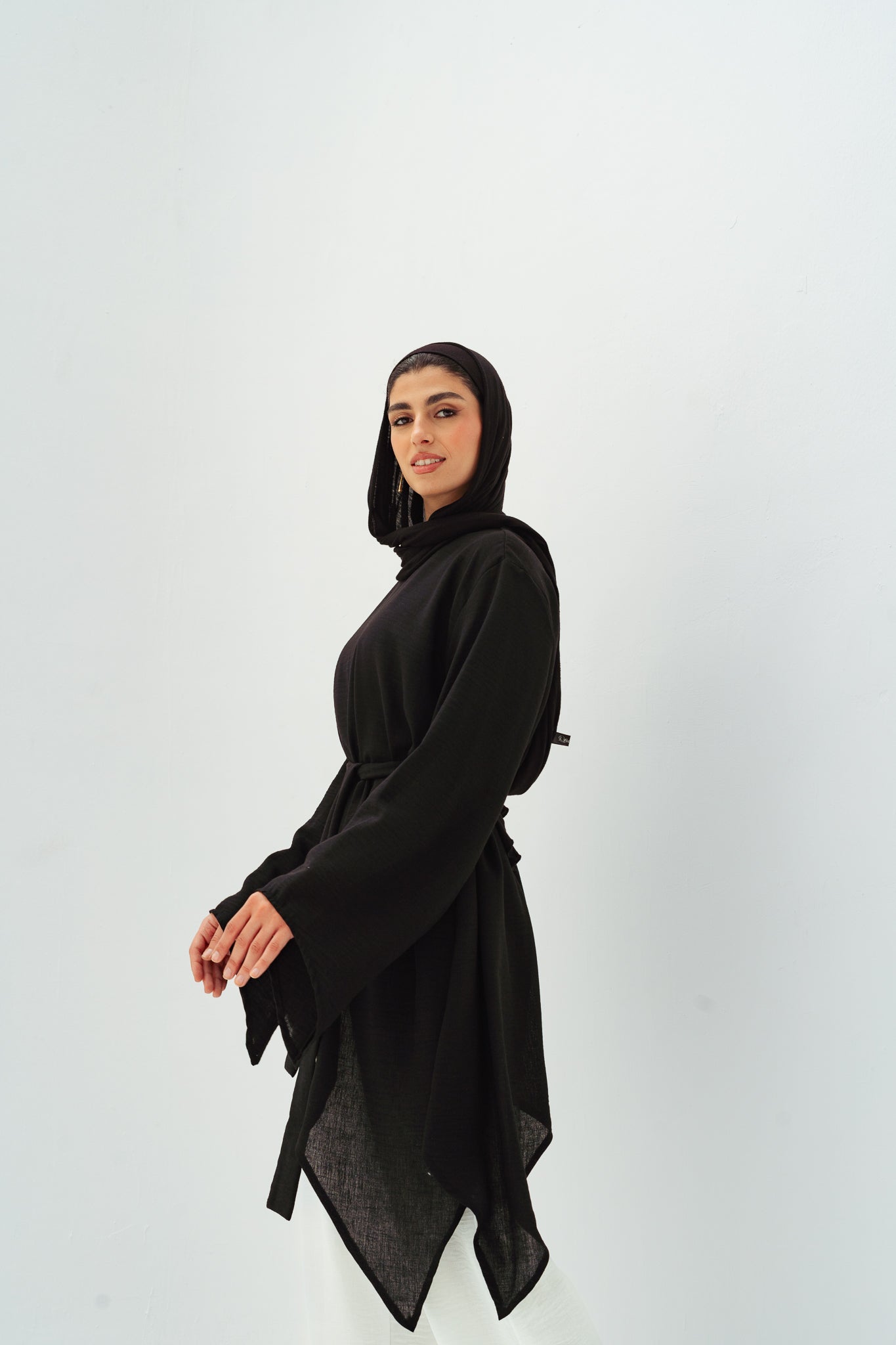 Ella asymmetric top in Black