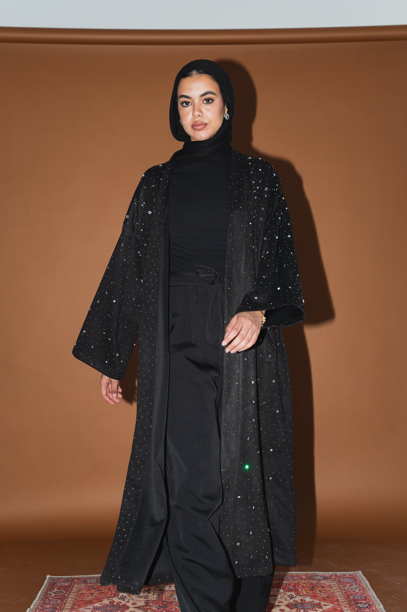 Milky way Stone Cardigan in Black