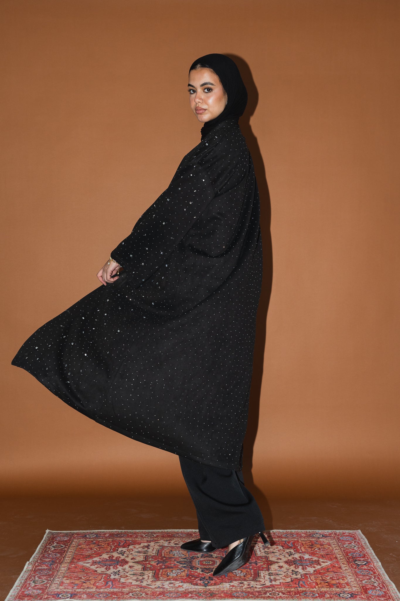 Milky way Stone Cardigan in Black