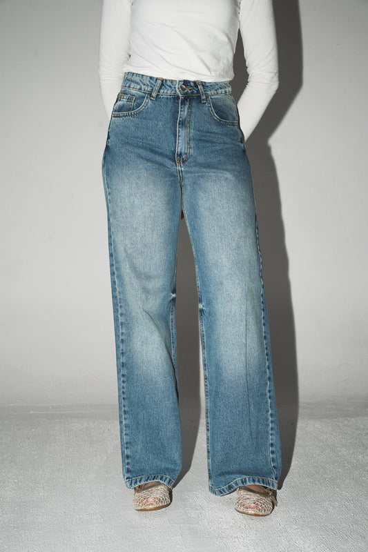 Daily Fit Denim Pants in Mid Blue