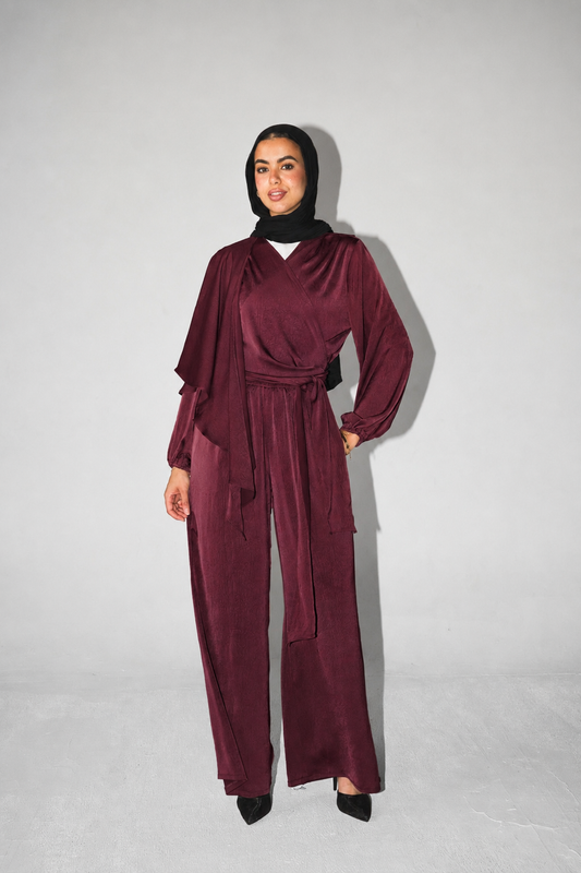 Nayomi Satin Wrap Set in Burgundy