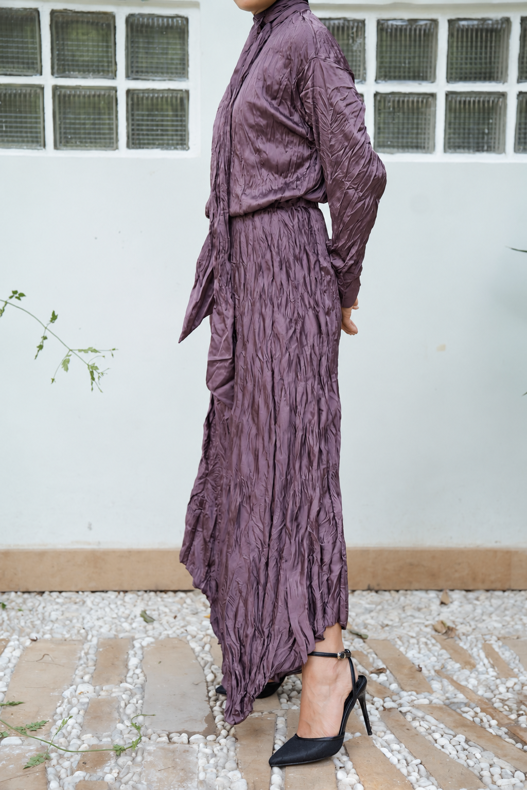 Anne Crushed skirt in Mauve wine
