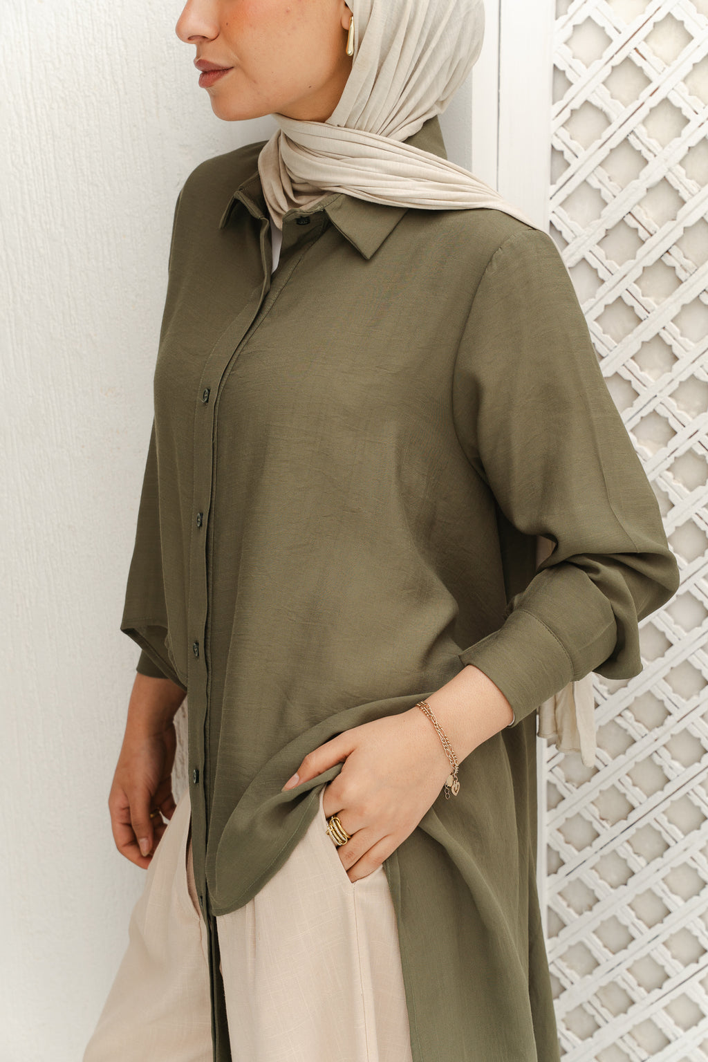 All Around Asymmetric Top in Olive