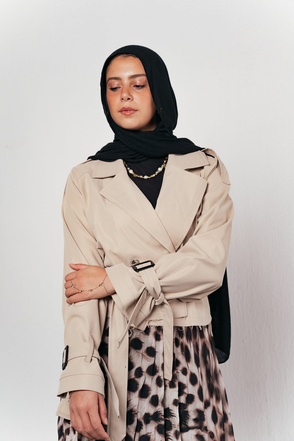 Cropped trench coat in Beige