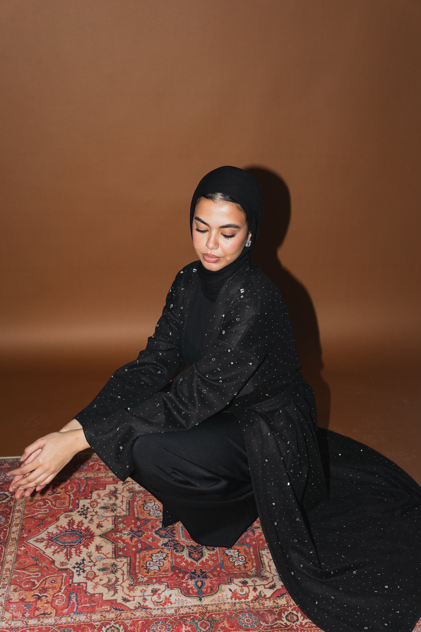 Milky way Stone Cardigan in Black