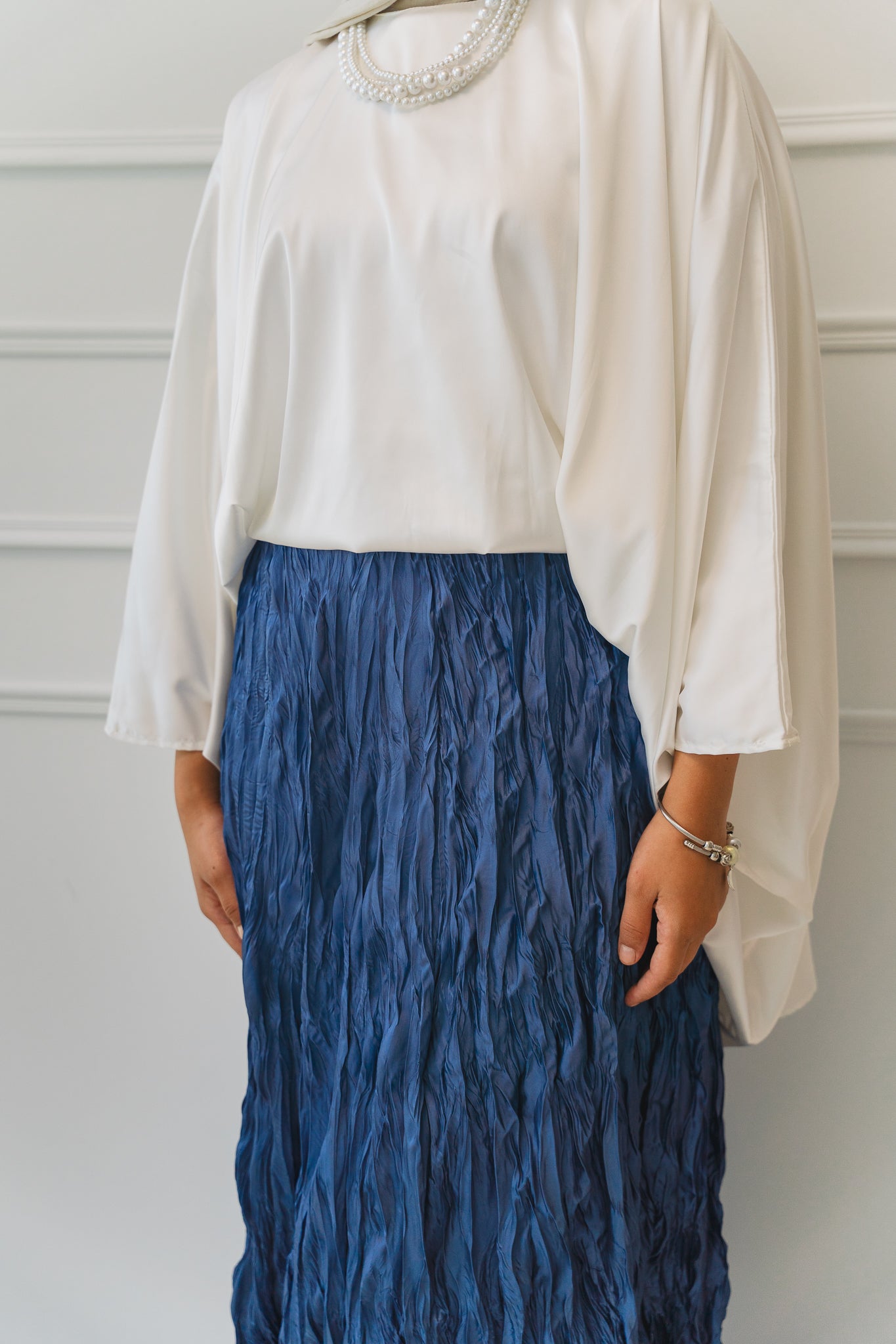 Anne Crushed skirt in Azure blue