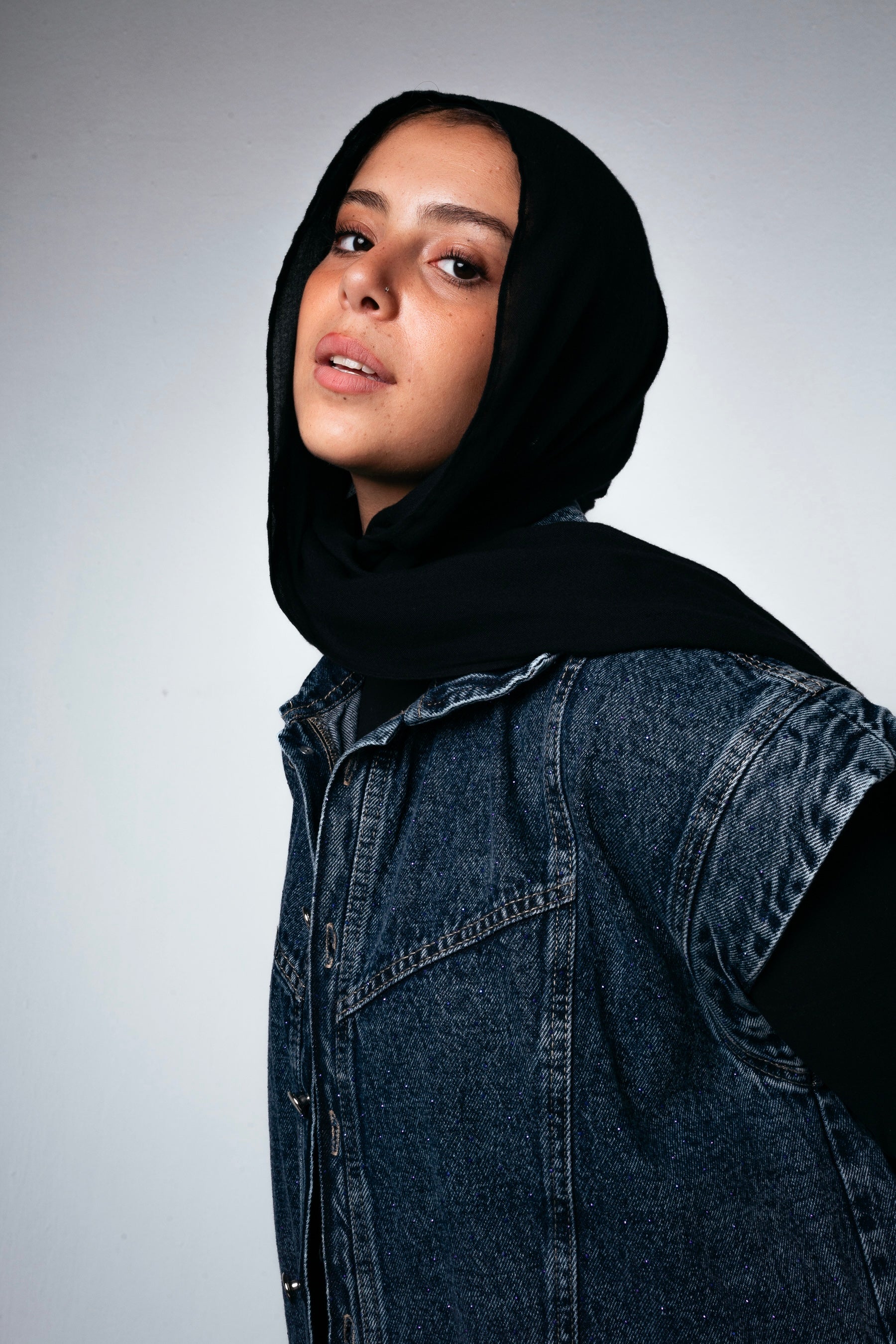 STUDDED Denim Vest in Dark blue