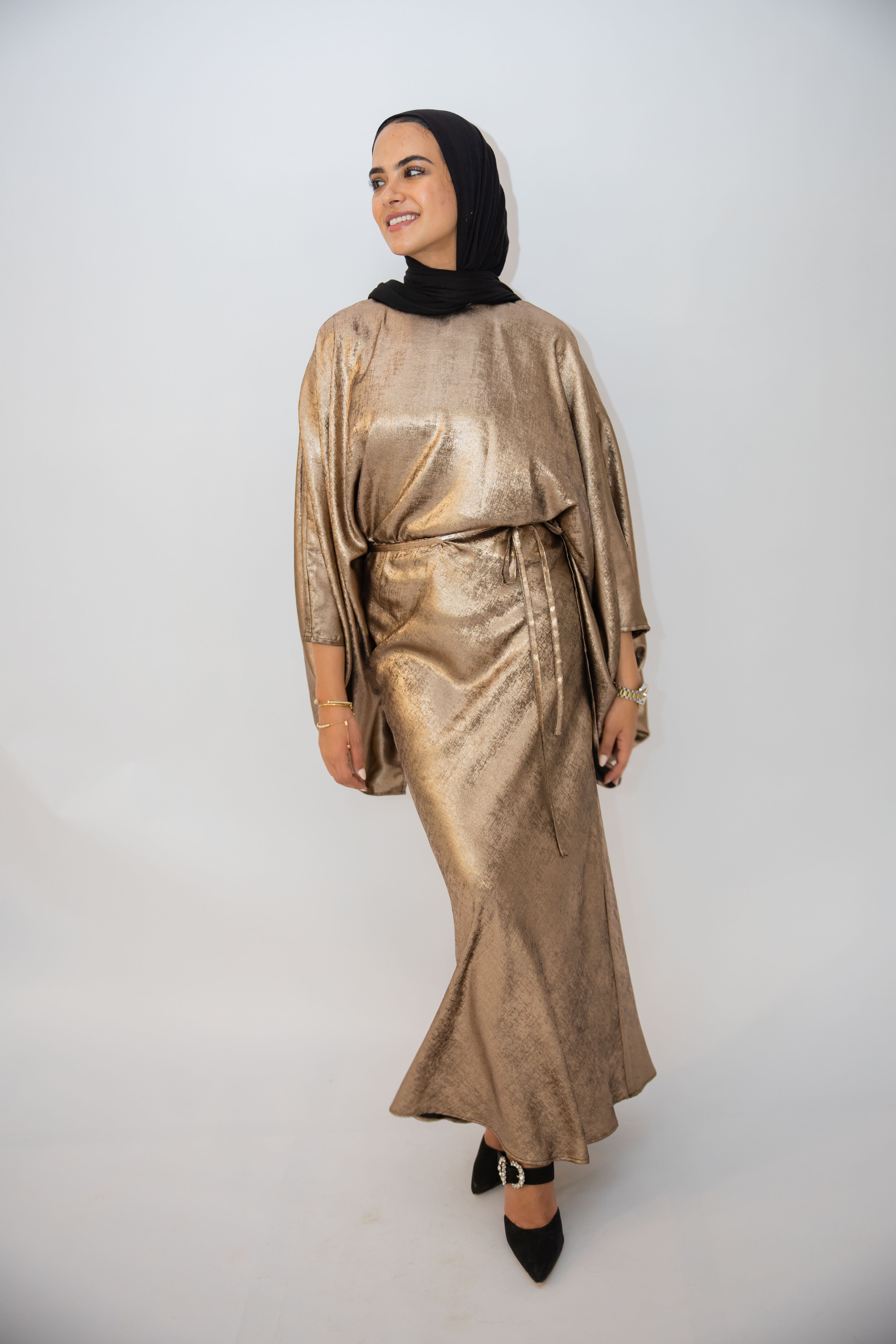 Nayla set in Bronze