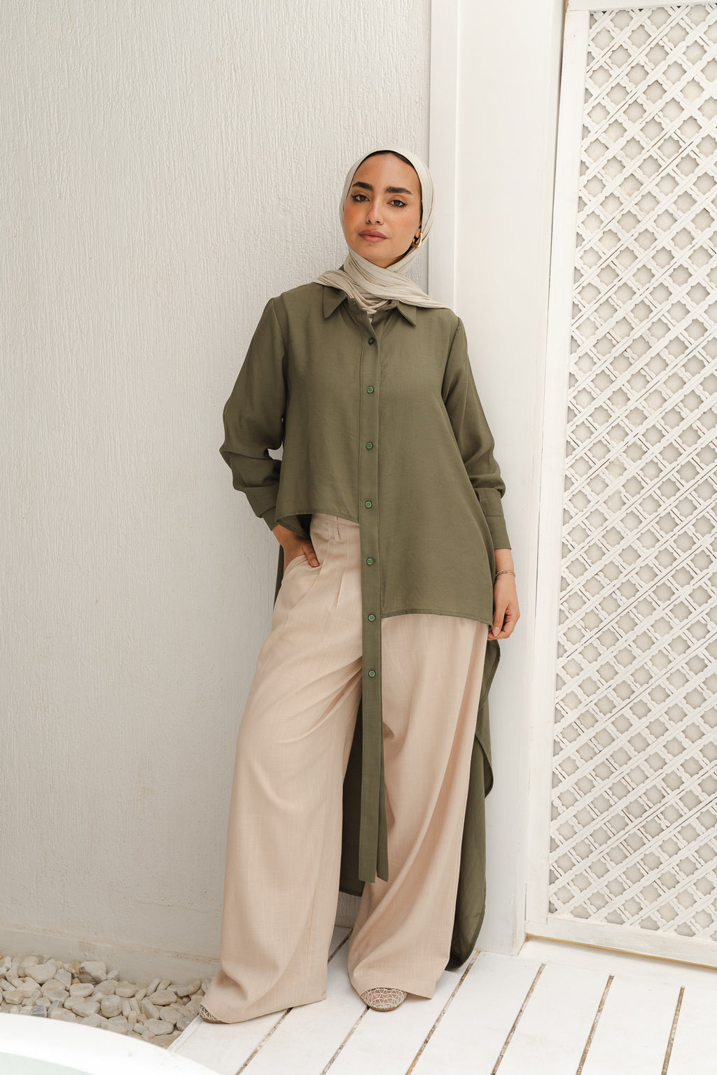 All Around Asymmetric Top in Olive