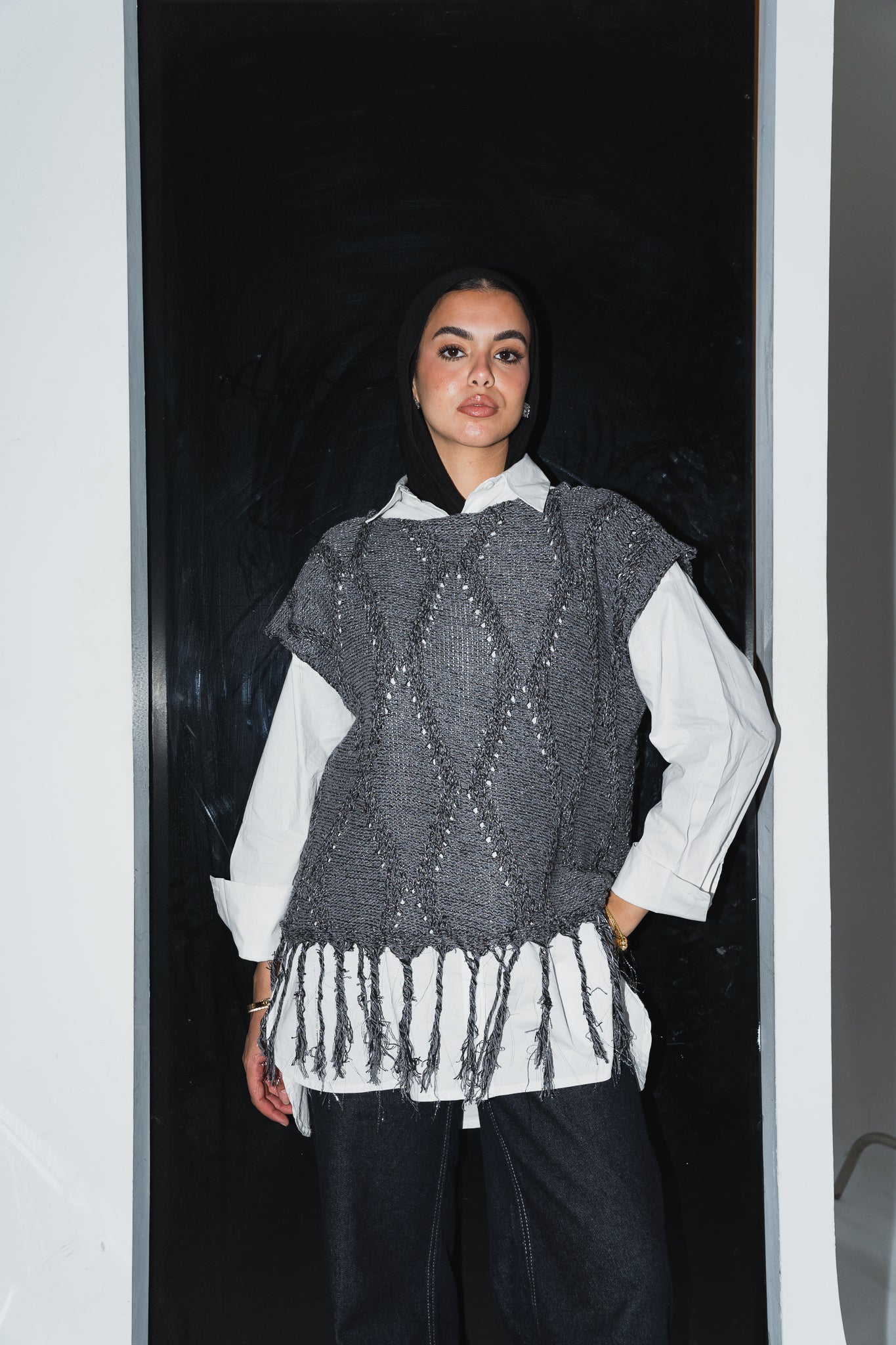 Crystal Mettalic Tassel Vest in Shimmer Dark Grey x Black