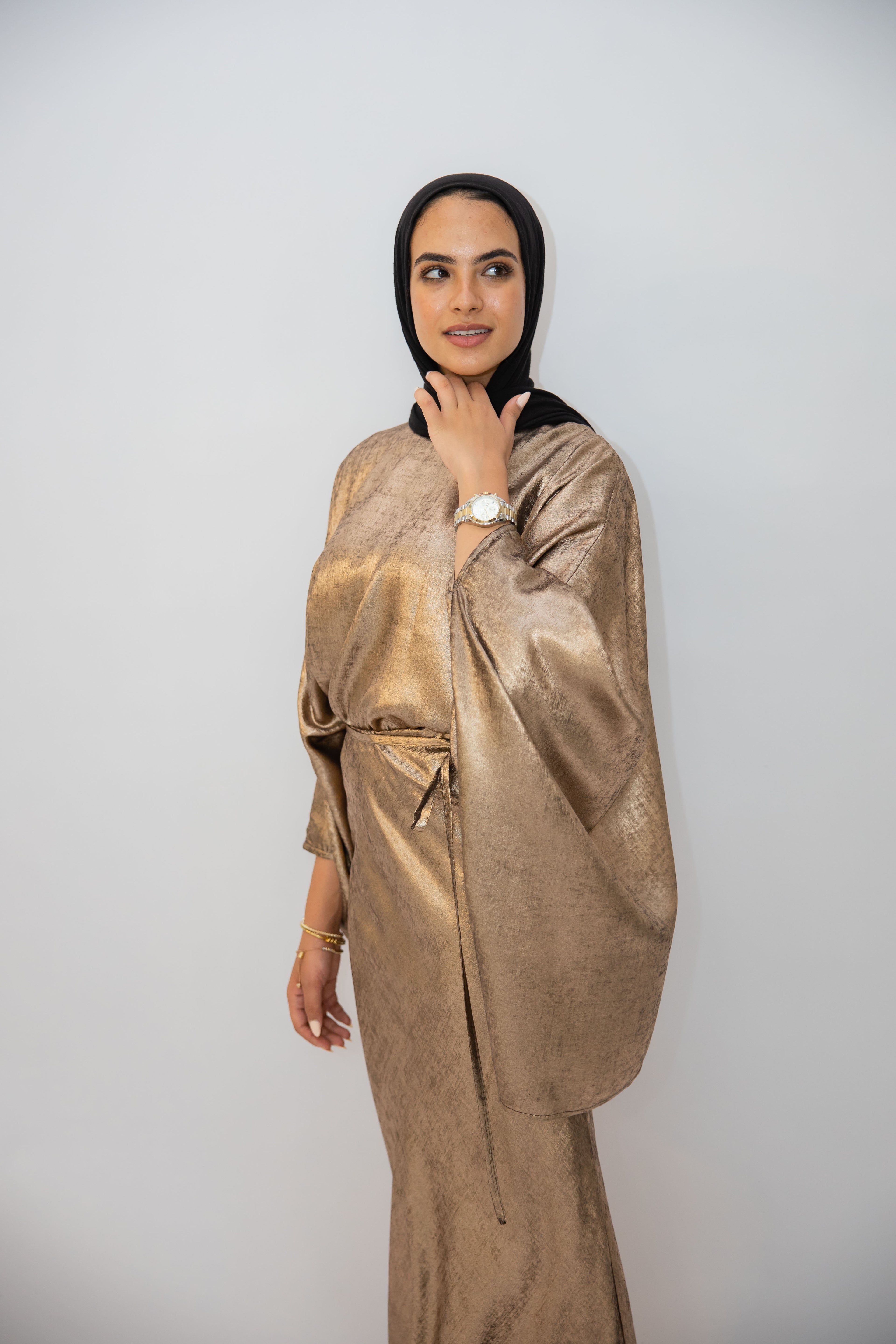 Nayla set in Bronze
