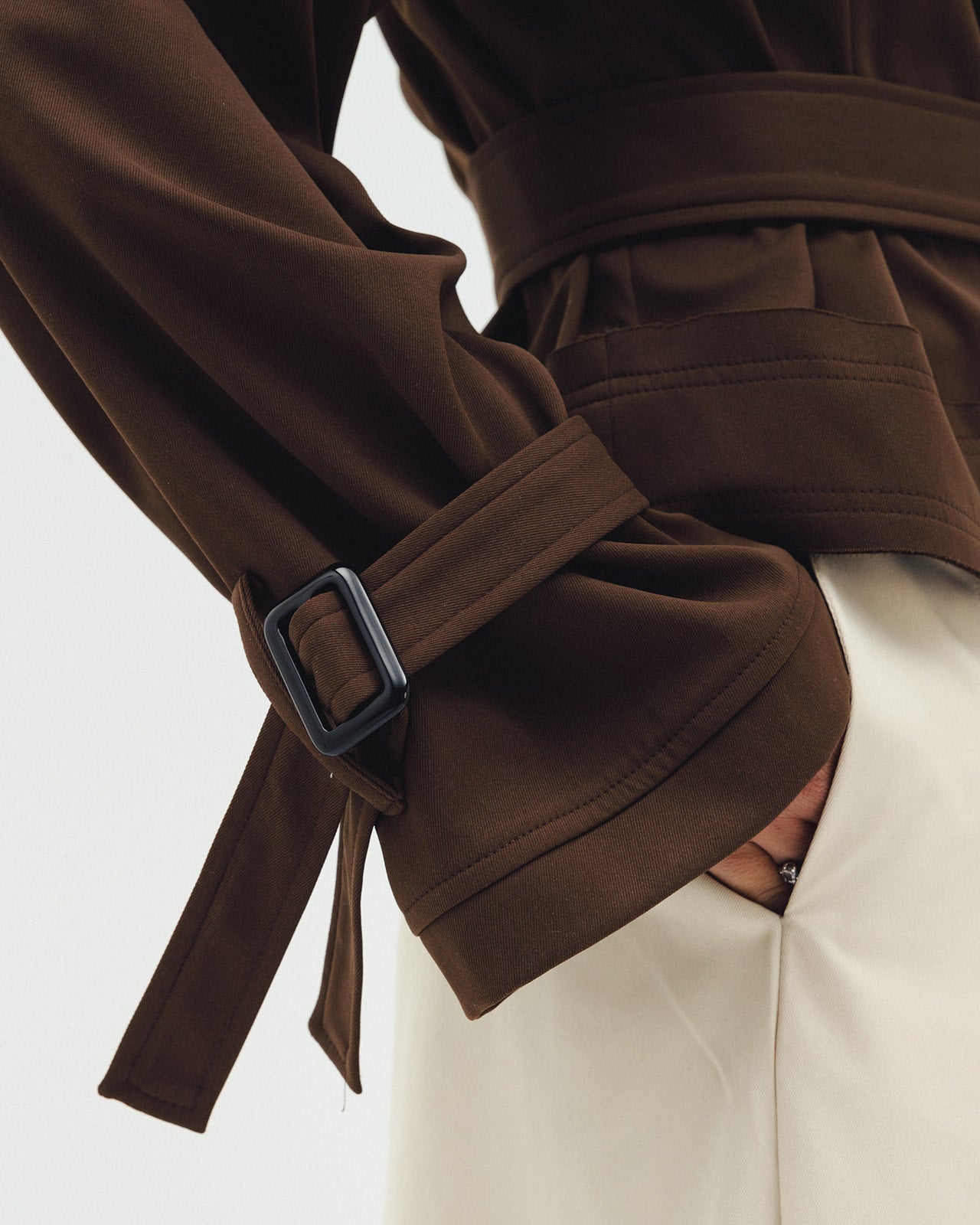 Cropped Trench Coat in Brown