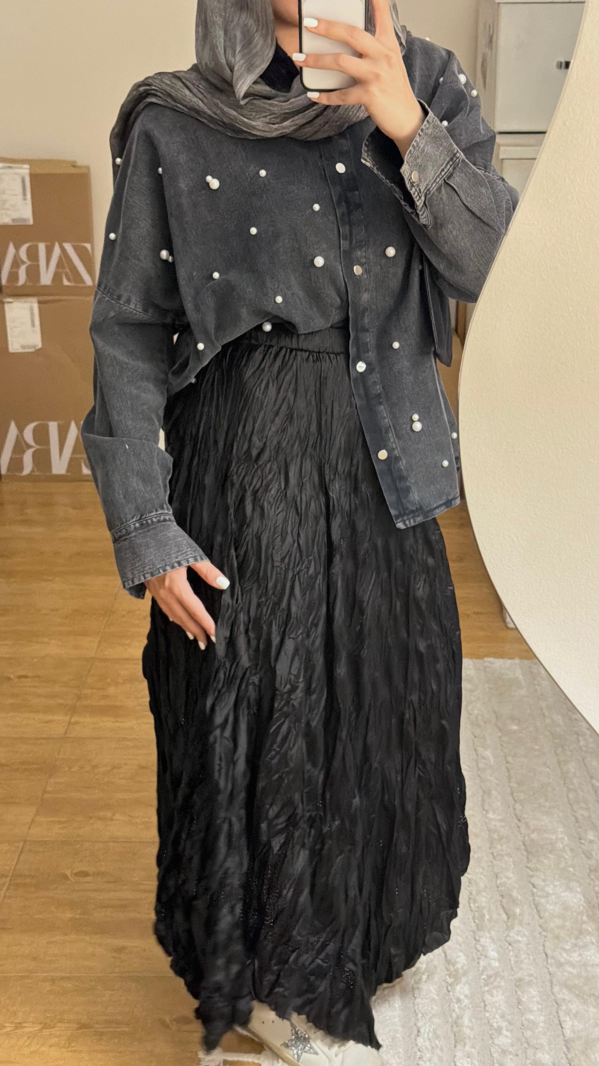 Anne Crushed skirt in Black