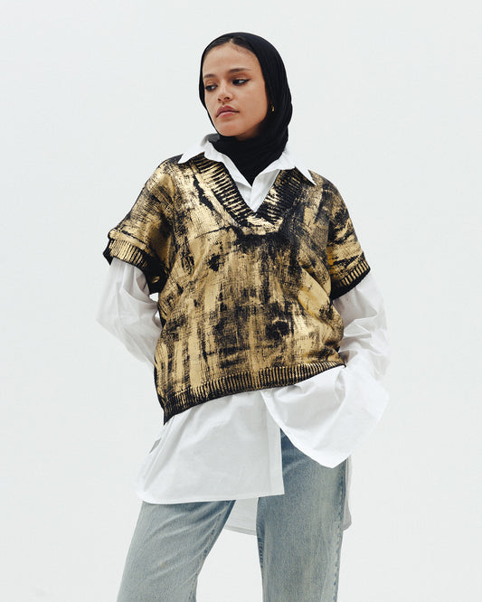 Gold Melted Knit vest in Black ( Limited edition )
