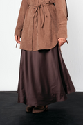 Satin skirt in brown