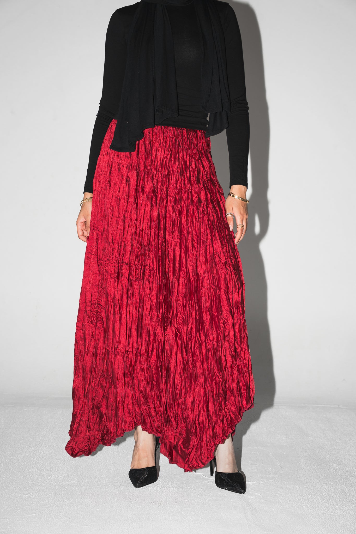 Anne Crushed skirt in Wine Red