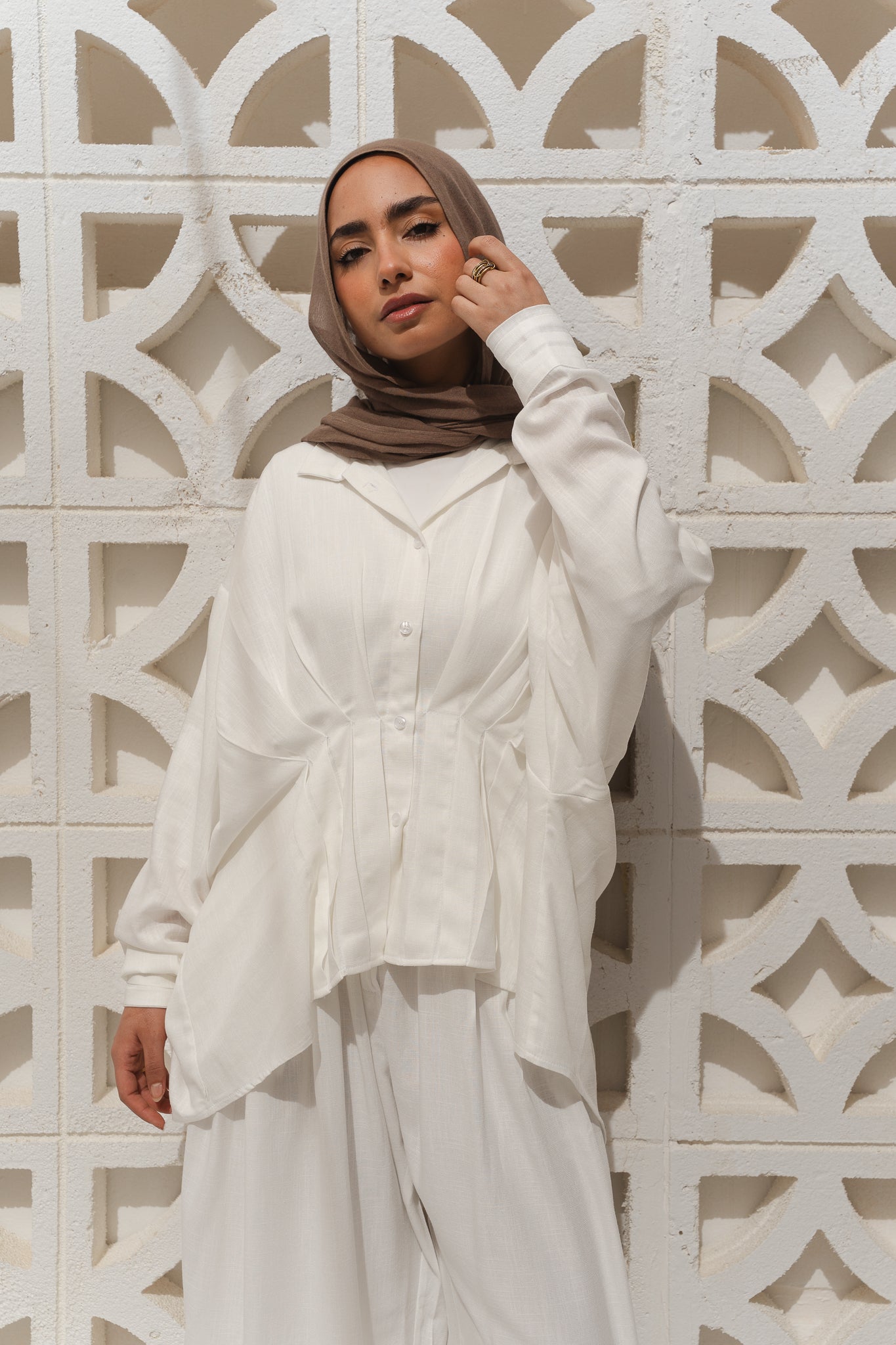 Airy Waves Linen Top in White