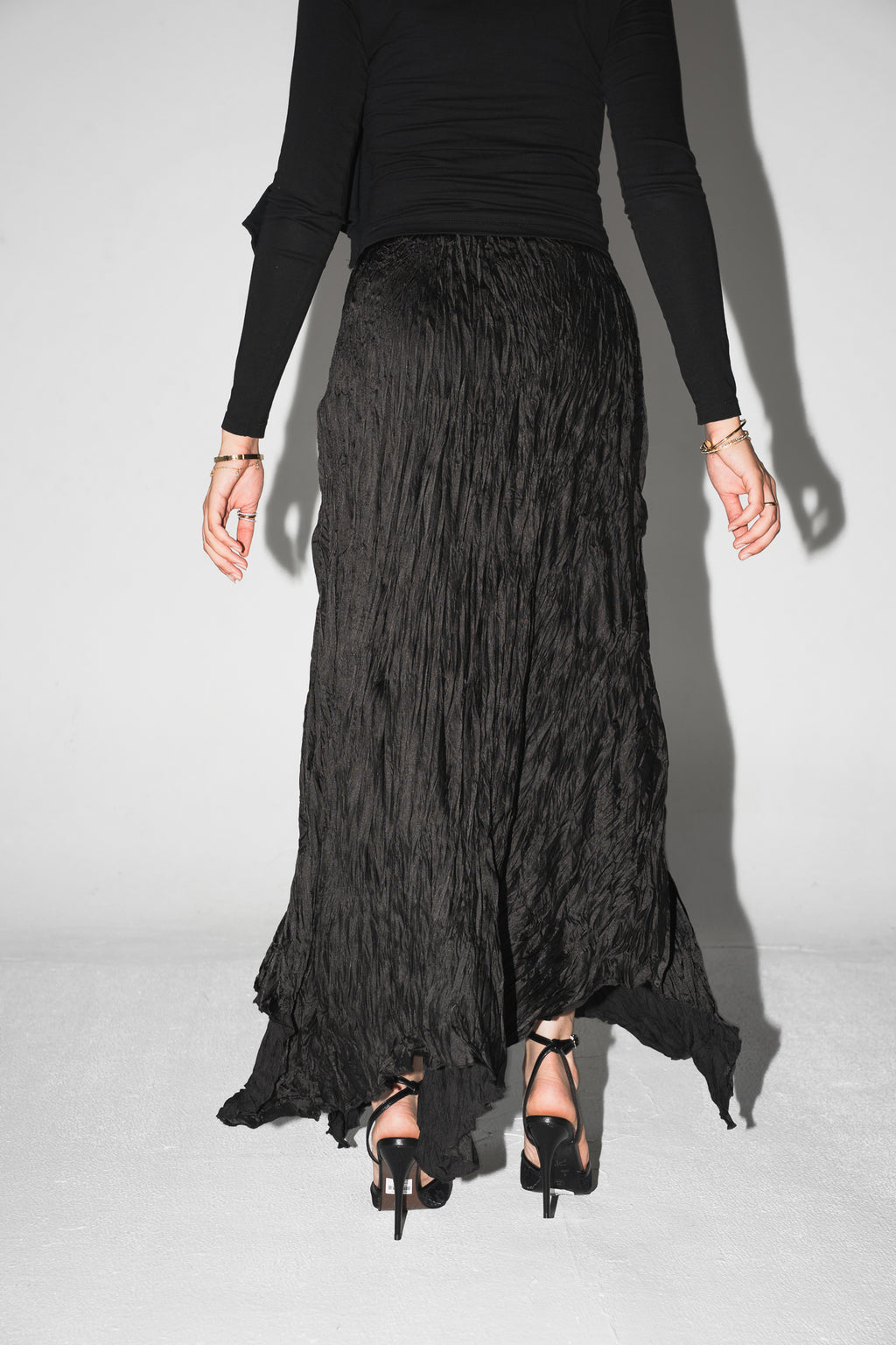 Anne Crushed skirt in Black