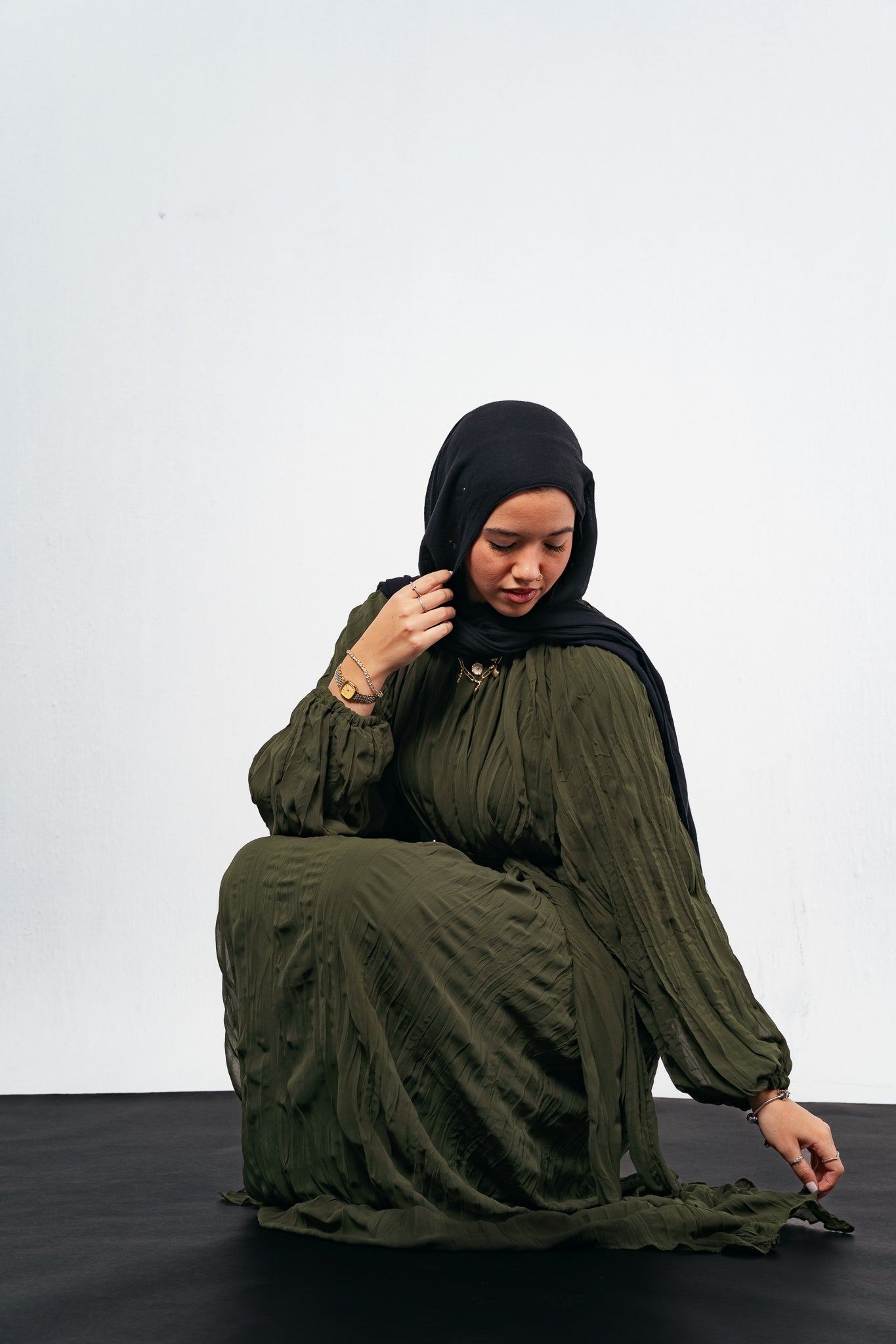 Nazly Crushed Dress in Olive