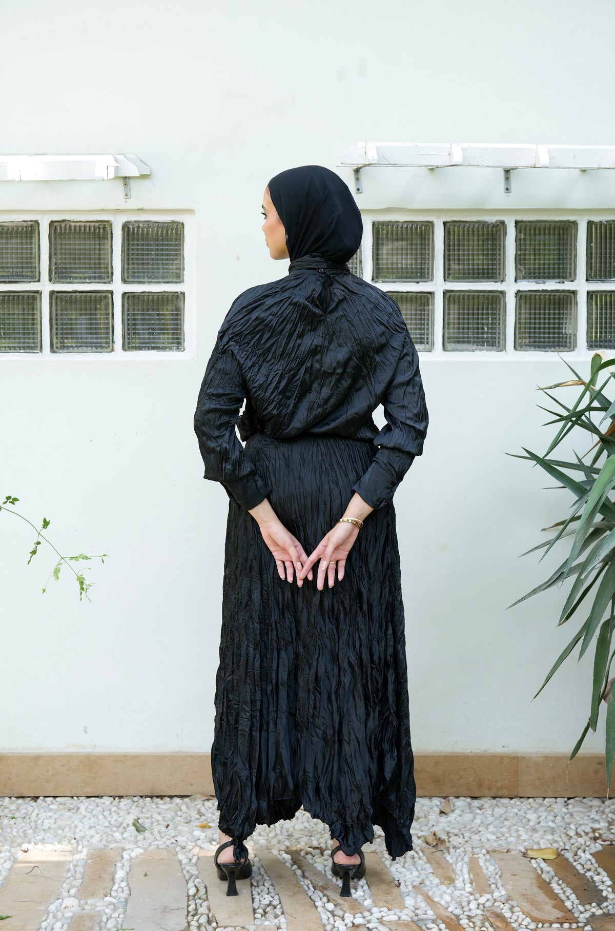 The Anne Top in Black