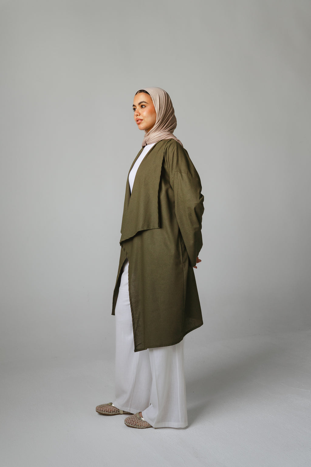 Main Bloom Moment Cardigan in Olive