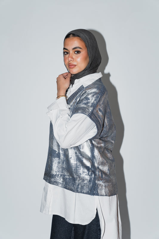 Silver Melted Knit vest in Navy ( Limited edition )