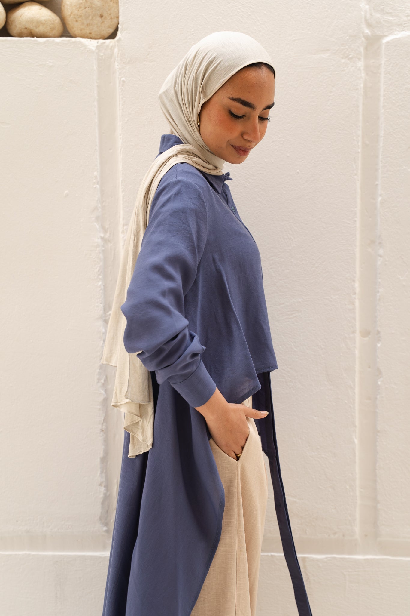 All Around Asymmetric Top in Blue