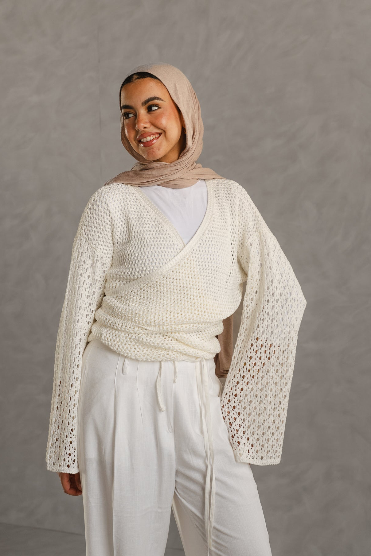 Seashell Wrap Top in Off-white