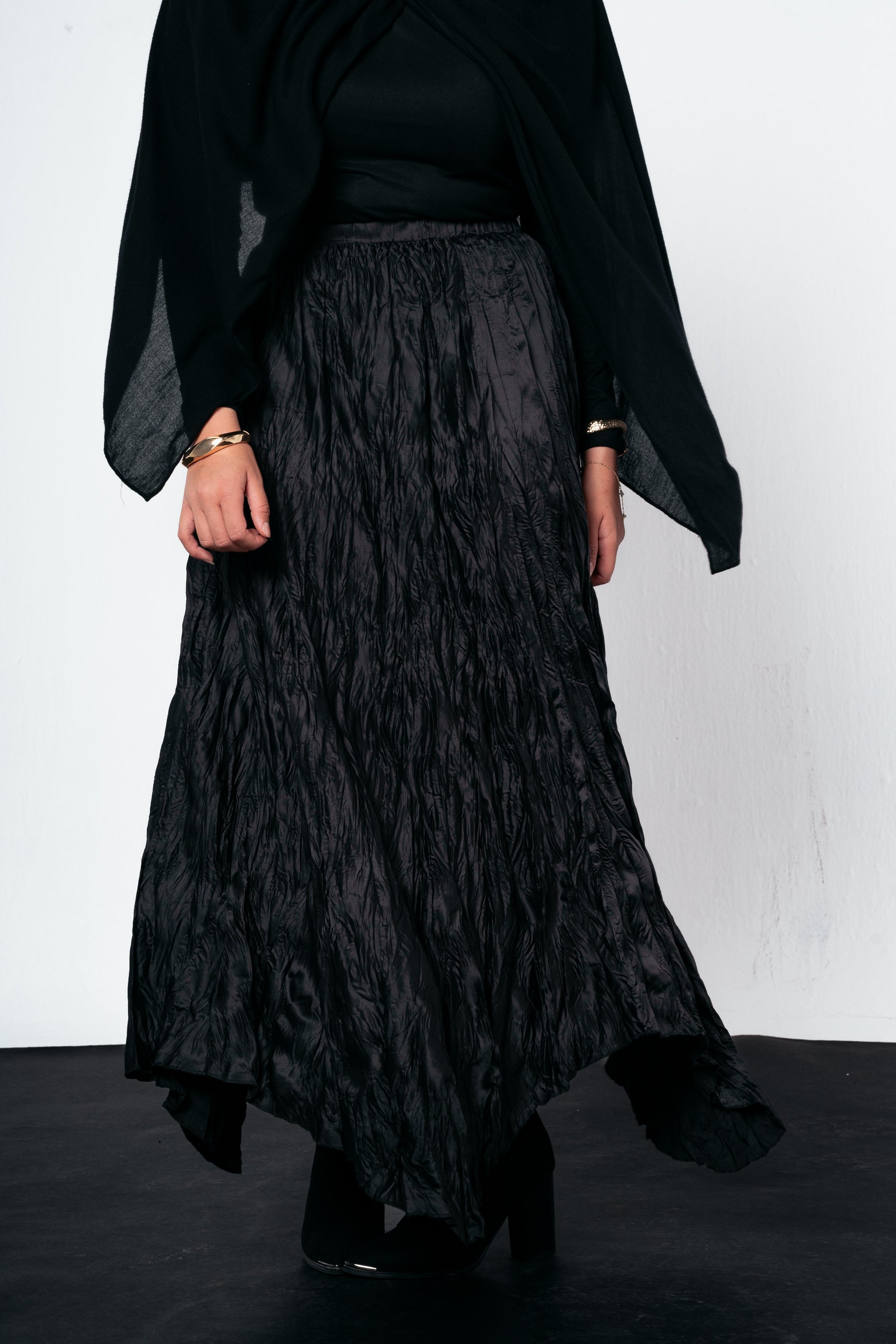 Anne Crushed skirt in Black