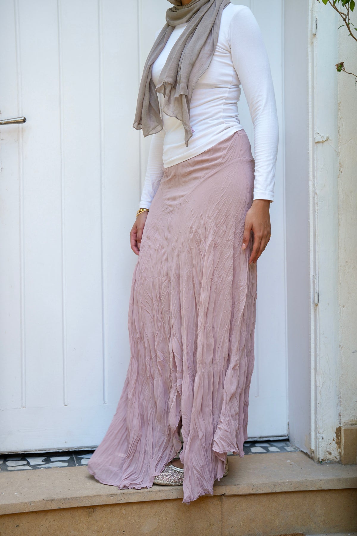 Lilia Crushed Skirt in Dusty Rose
