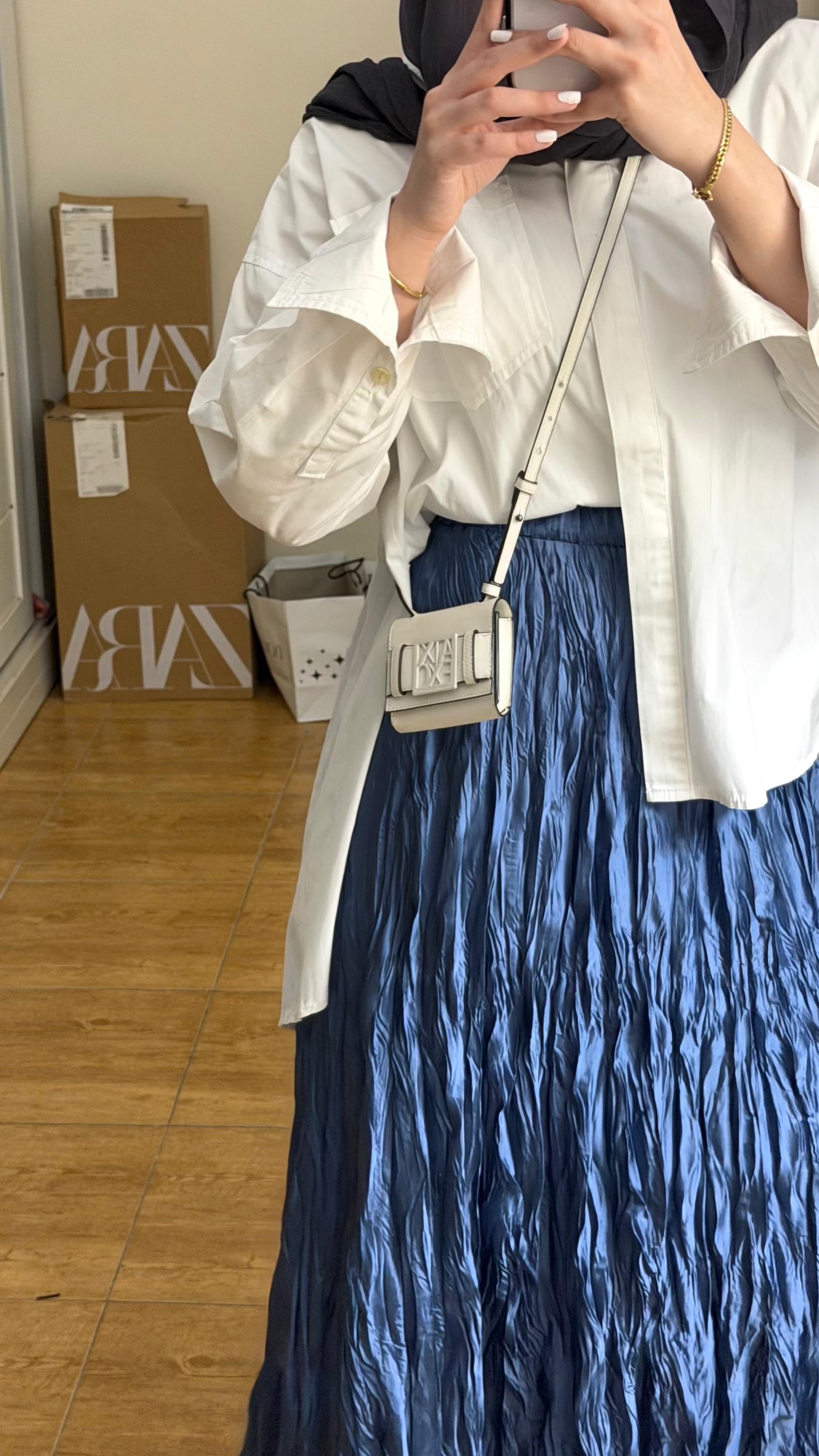 Anne Crushed skirt in Azure blue