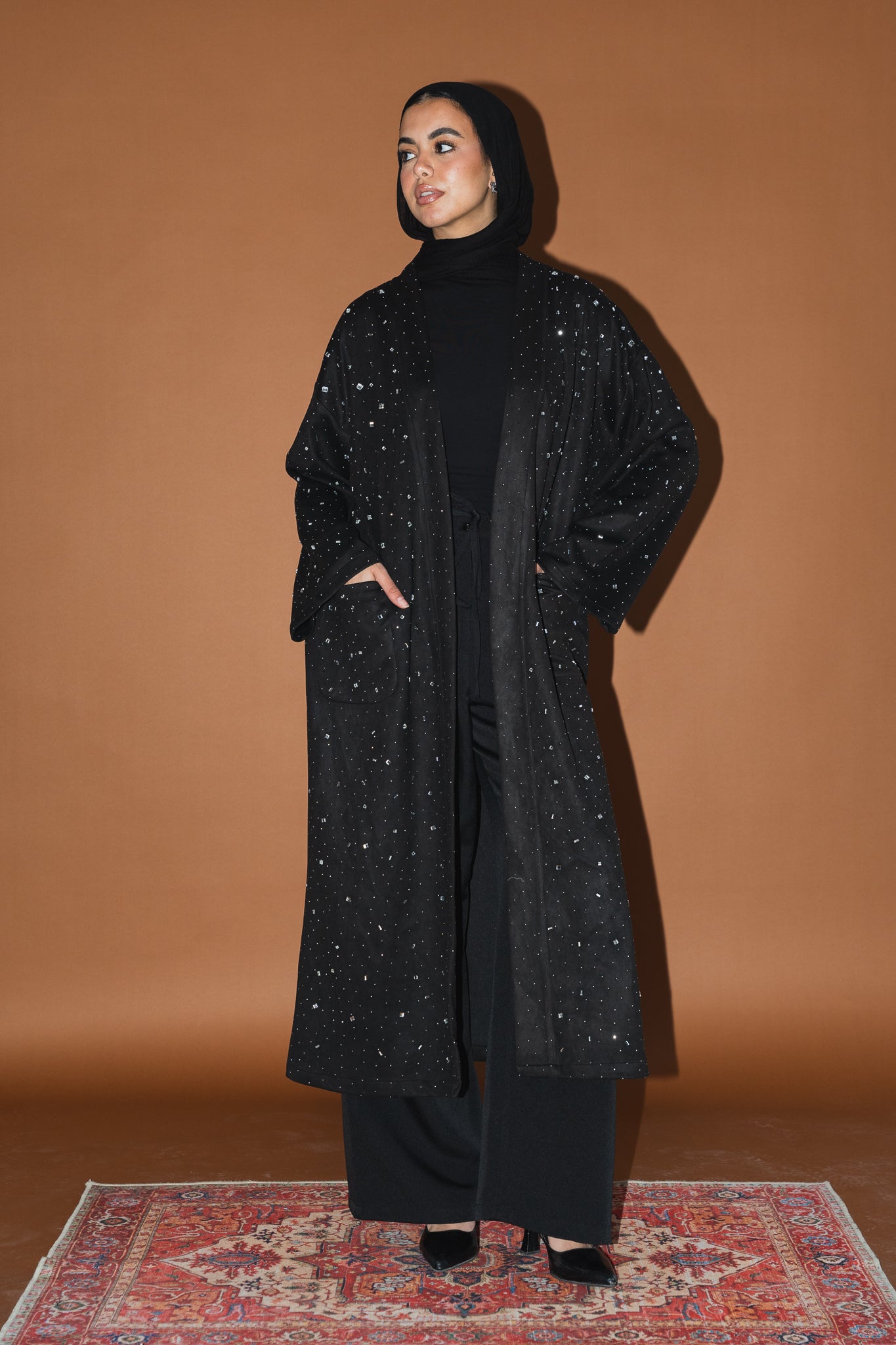 Milky way Stone Cardigan in Black