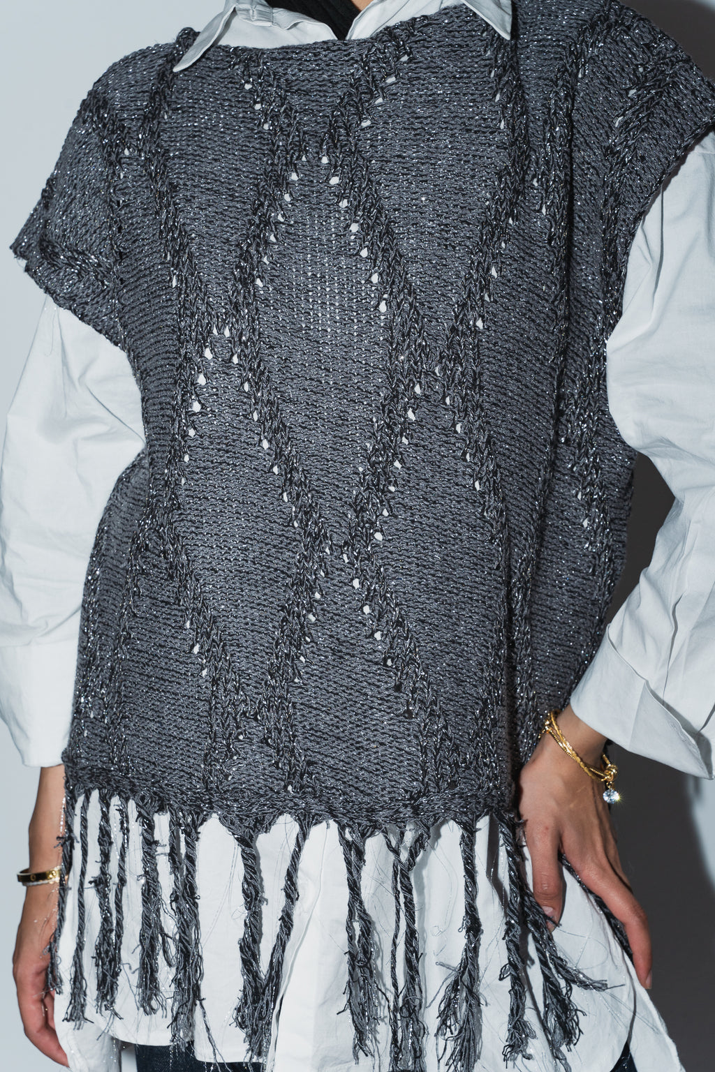 Crystal Mettalic Tassel Vest in Shimmer Dark Grey x Black