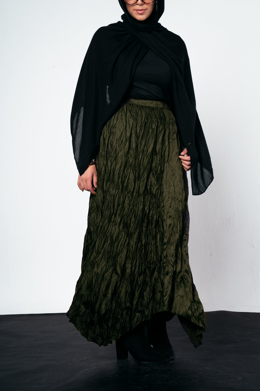 Anne Crushed skirt in Olive