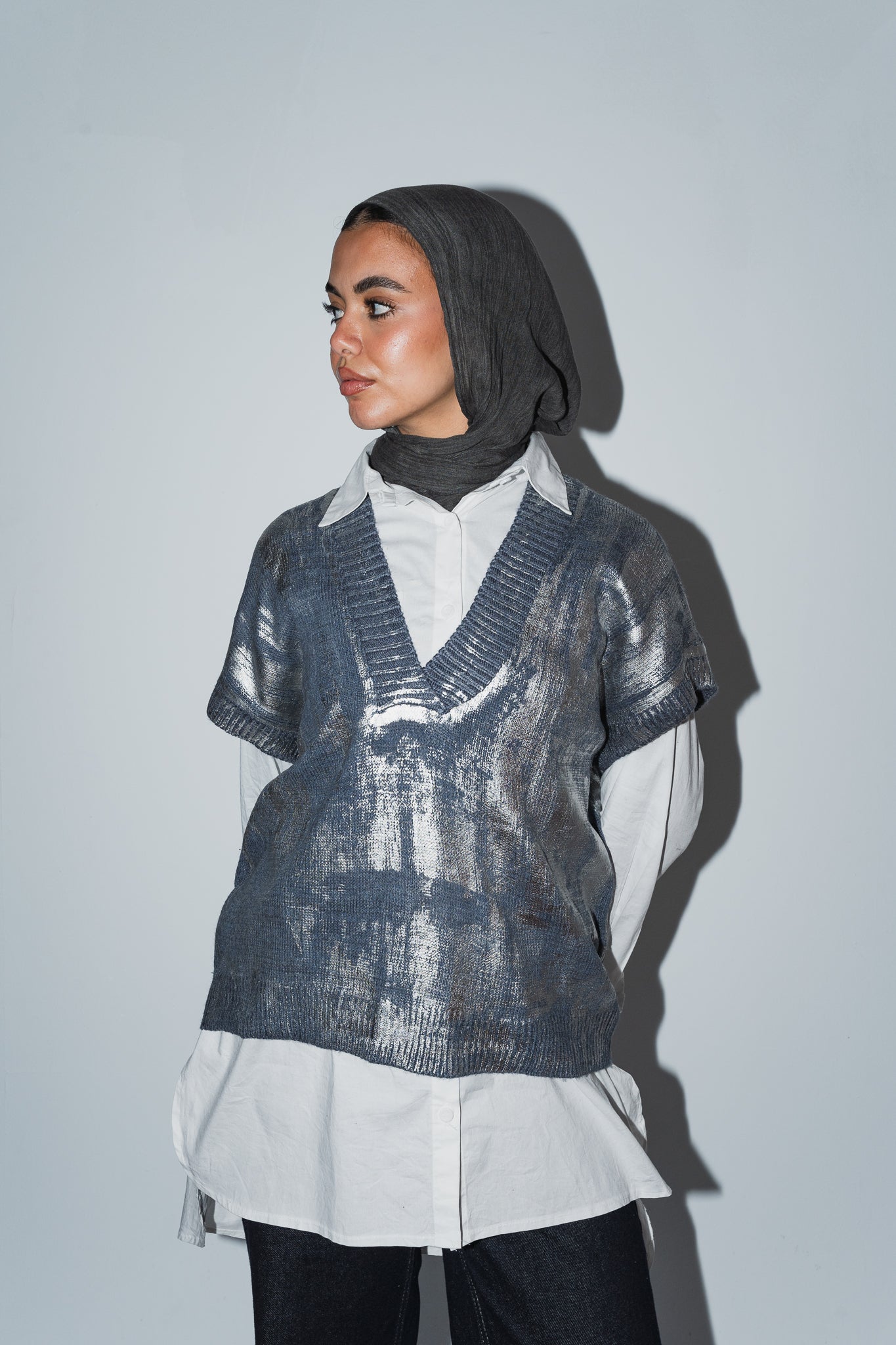 Silver Melted Knit vest in Navy ( Limited edition )