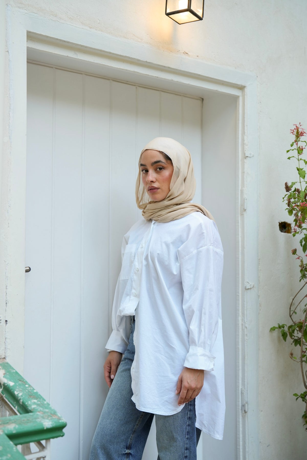 The Signature Poplin Shirt in White