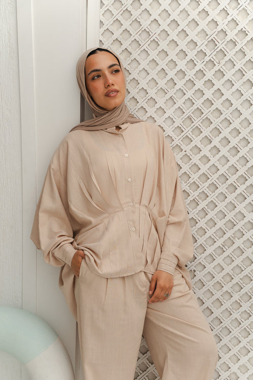 Airy Waves Linen Top in Beige