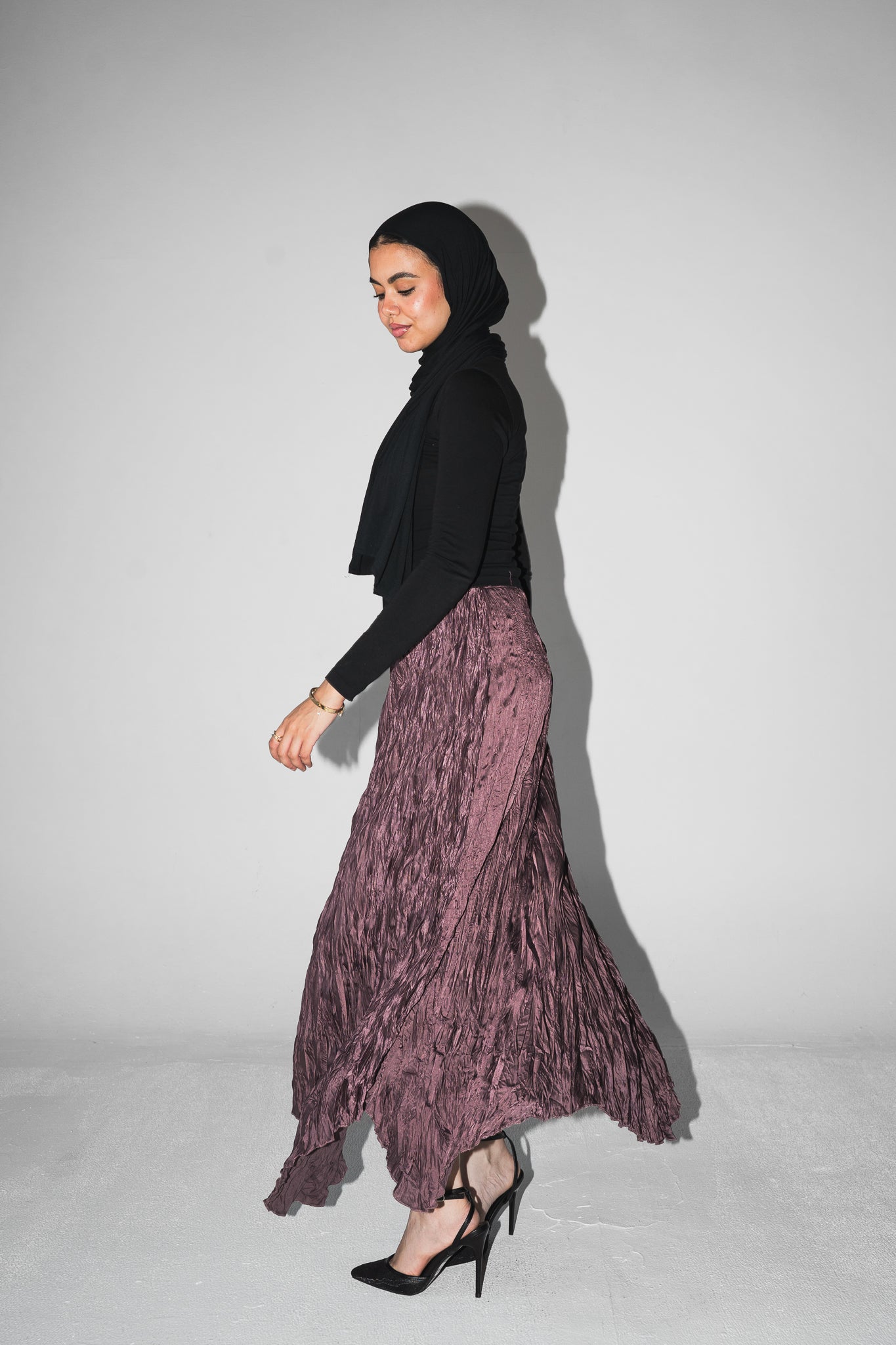 Anne Crushed skirt in Mauve wine