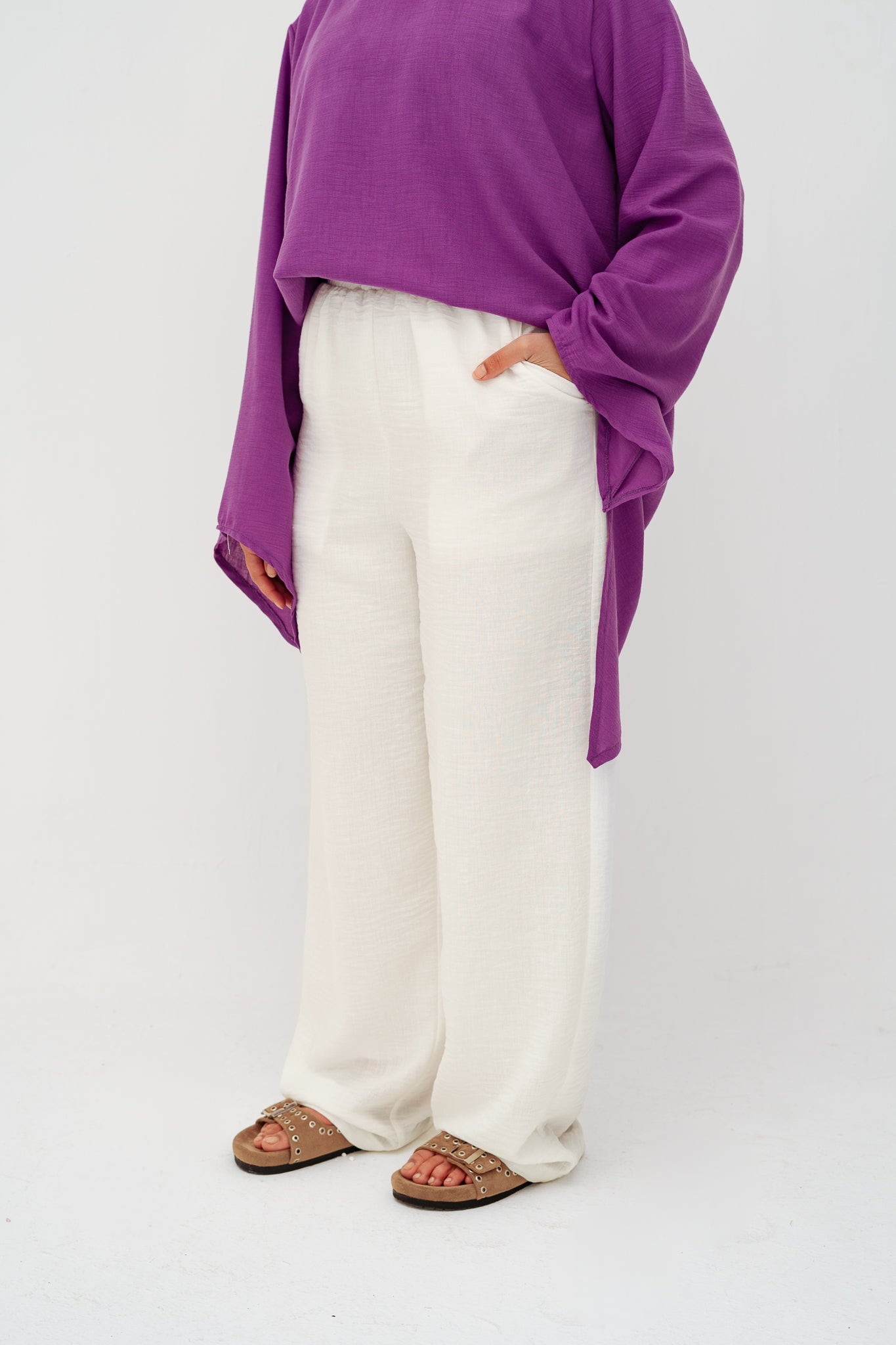 Linen pants in White